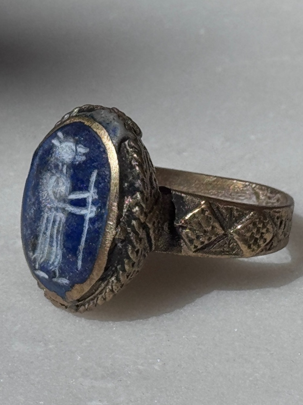 Vintage Blue Intaglio Carved Ring